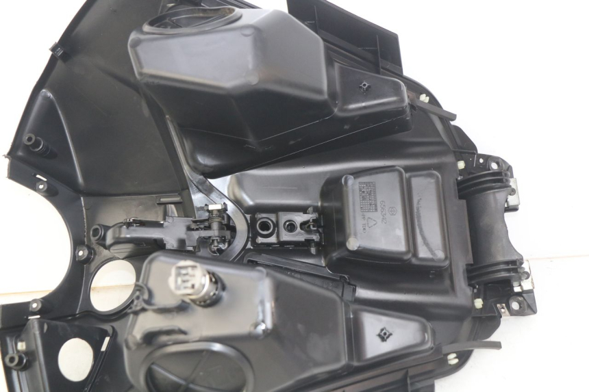 photo de BINNENSCHERM PIAGGIO BEVERLY 125 (2010 - 2015) - Detail van het onderdeel