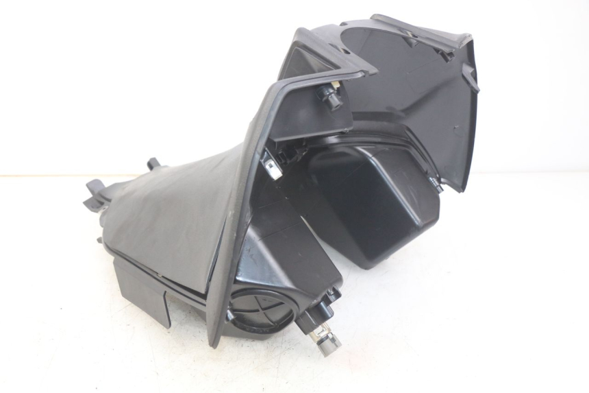 photo de BINNENSCHERM PIAGGIO BEVERLY 125 (2010 - 2015) - Bevestigingspunten