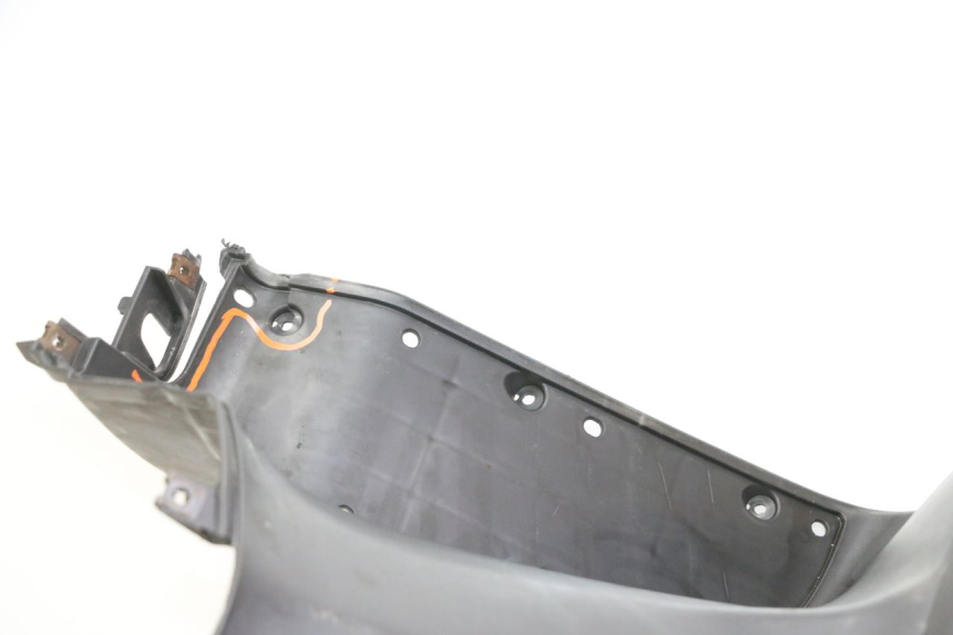 photo de BINNENSCHERM SUZUKI BURGMAN 125 (2007 - 2014) - Zoom op gebruiksstaat