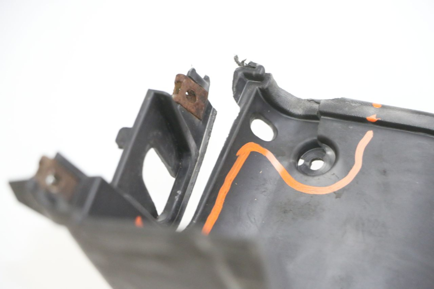 photo de BINNENSCHERM SUZUKI BURGMAN 125 (2007 - 2014) - Andere kijkhoek