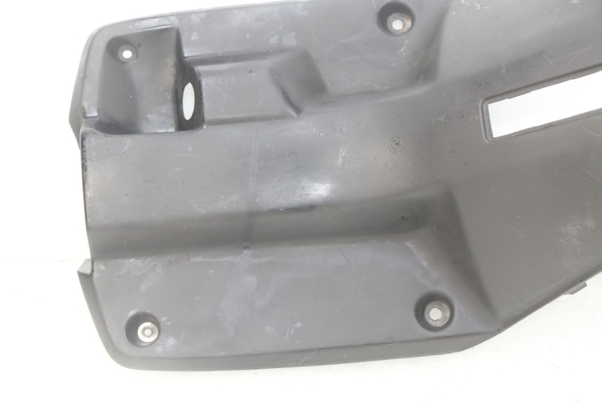 photo de BINNENSCHERM YAMAHA BW'S 50 (1999 - 2003) - Bevestigingspunten