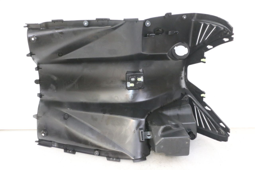 photo de BINNENSCHERM PEUGEOT CITYSTAR 50 (2013 - 2017) - Bevestigingspunten