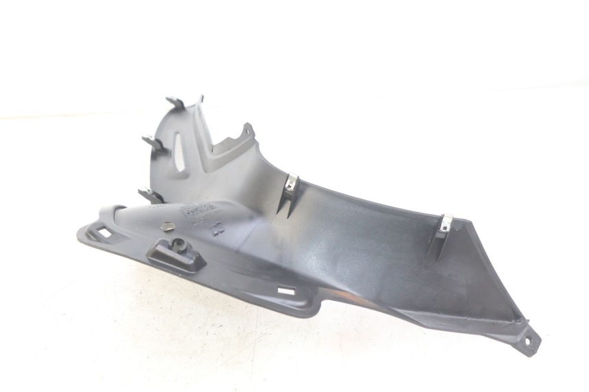 photo de RECHTER BINNENKAP PIAGGIO BEVERLY 125 (2010 - 2015) - Andere kijkhoek