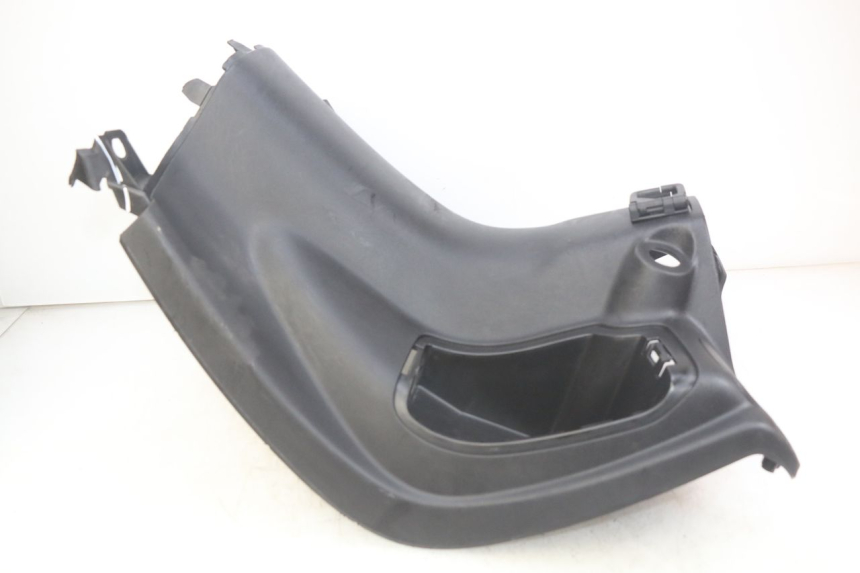 photo de BINNENSCHORTING PEUGEOT ELYSEO 125 (1999 - 2004) - Staat van het oppervlak