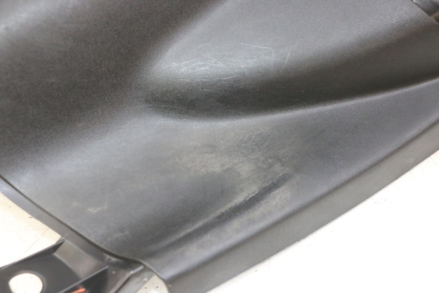 photo de BINNENSCHORTING PEUGEOT ELYSEO 125 (1999 - 2004) - Technische close-up