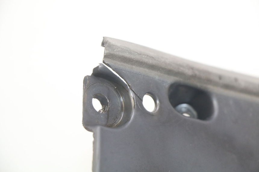 photo de BINNENSCHERM HONDA FES PANTHEON 2T 125 (1998 - 2002) - Kenmerkende details