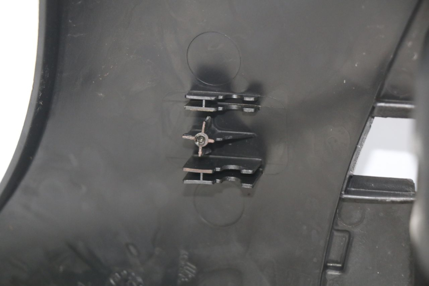 photo de BINNENSCHORTING PIAGGIO FLY 2T 50 (2004 - 2017) - Staat van het oppervlak