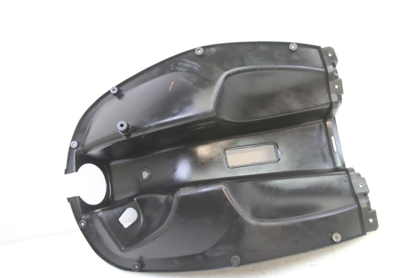 photo de BINNENSCHORTING VENESI FLY RETRO 4T 50 (2020 - 2025) - Bevestigingspunten