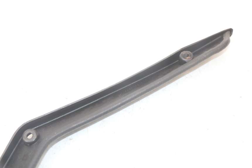 photo de LINKER BINNENSCHERM KAWASAKI GTR 1000 (1994 - 2004) - Bevestigingspunten