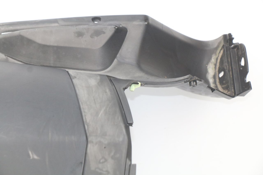 photo de BINNENSCHORTING PEUGEOT GEOPOLIS 400 (2007 - 2013) - Kenmerkende details