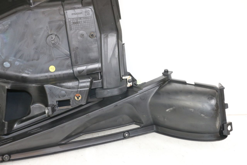 photo de BINNENSCHERM PEUGEOT GEOPOLIS RS 125 (2007 - 2009) - Zoom op gebruiksstaat