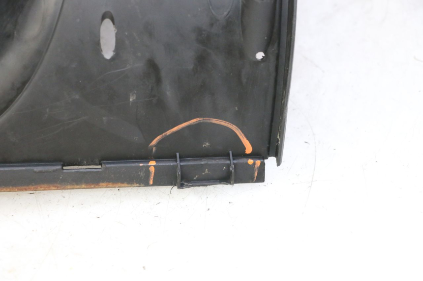 photo de BINNENSCHORTING KYMCO GRAND DINK 125 (2008 - 2014) - Andere kijkhoek