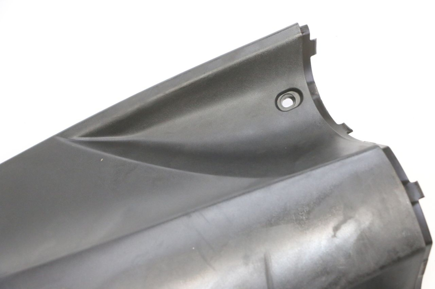 photo de BINNENSCHERM PEUGEOT KISBEE 2T 50 (2010 - 2017) - Kenmerkende details