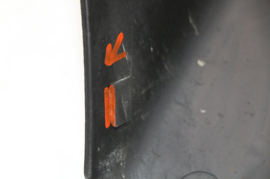 photo de BINNENSCHERM RENAULT KOURANOS 125 (2001 - 2004) - Bevestigingspunten