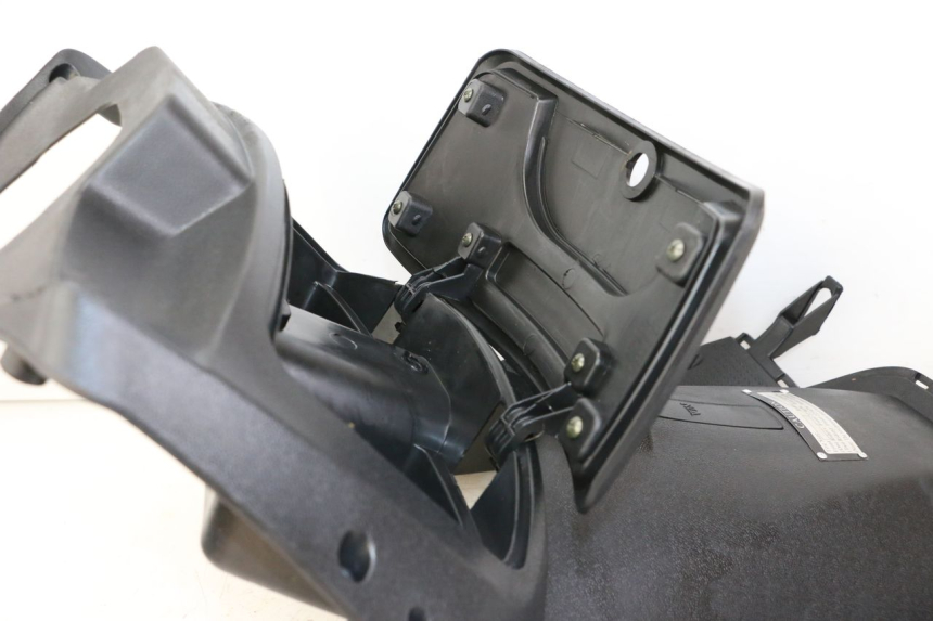 photo de BINNENSCHORTING LONGJIA SHARPY 125 (2020 - 2024) - Bevestigingspunten