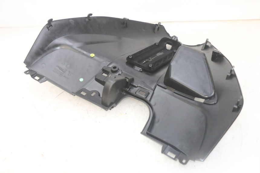 photo de BINNENSCHERM PIAGGIO MP3 HPE 300 (2019 - 2026) - Andere kijkhoek