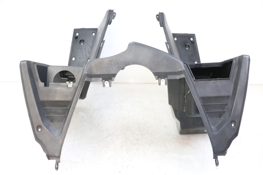 photo de BINNENSCHERM PEUGEOT SATELIS COMPRESSOR K15 125 (2006 - 2009) - Focus op structuur