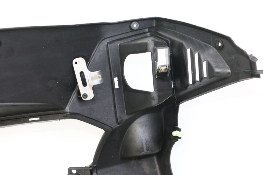 photo de BINNENSCHERM PEUGEOT SATELIS COMPRESSOR K15 125 (2006 - 2009) - Staat van het oppervlak