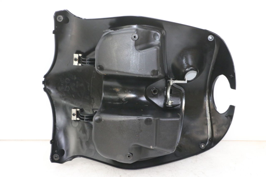 photo de BINNENSCHORTING PIAGGIO FLY 2T 50 (2004 - 2017) - Zoom op gebruiksstaat