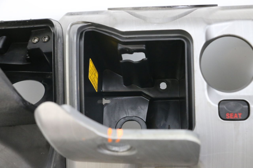 photo de BINNENSCHERM DAELIM S3 125 (2010 - 2017) - Visuele inspectie