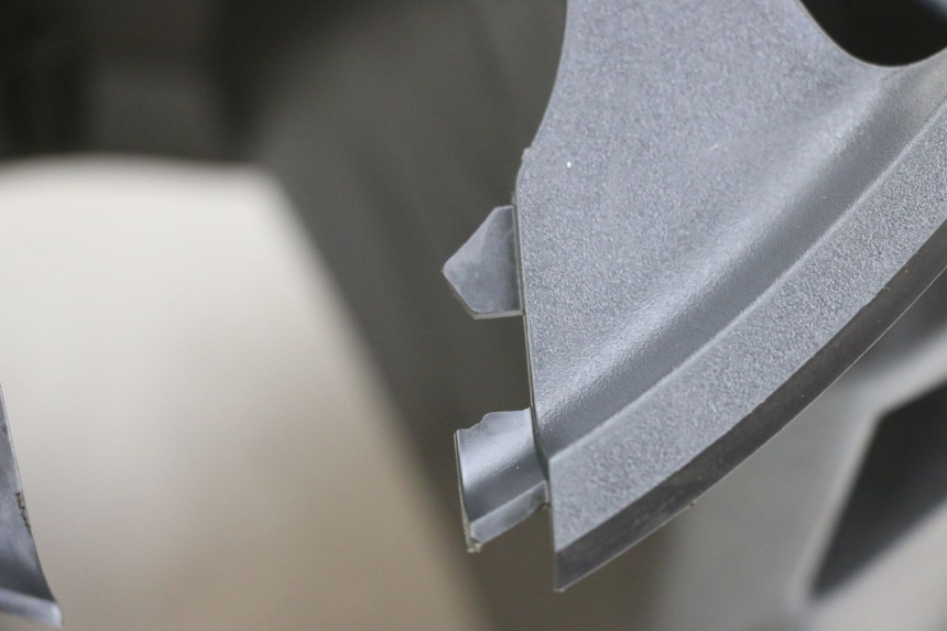 photo de BINNENSCHERM JM MOTORS SANTANA EVO 50 (2024 - 2026) - Zoom op gebruiksstaat