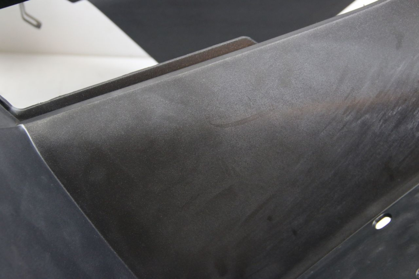 photo de BINNENSCHERM PEUGEOT SATELIS 125 (2006 - 2009) - Markeringen en referenties