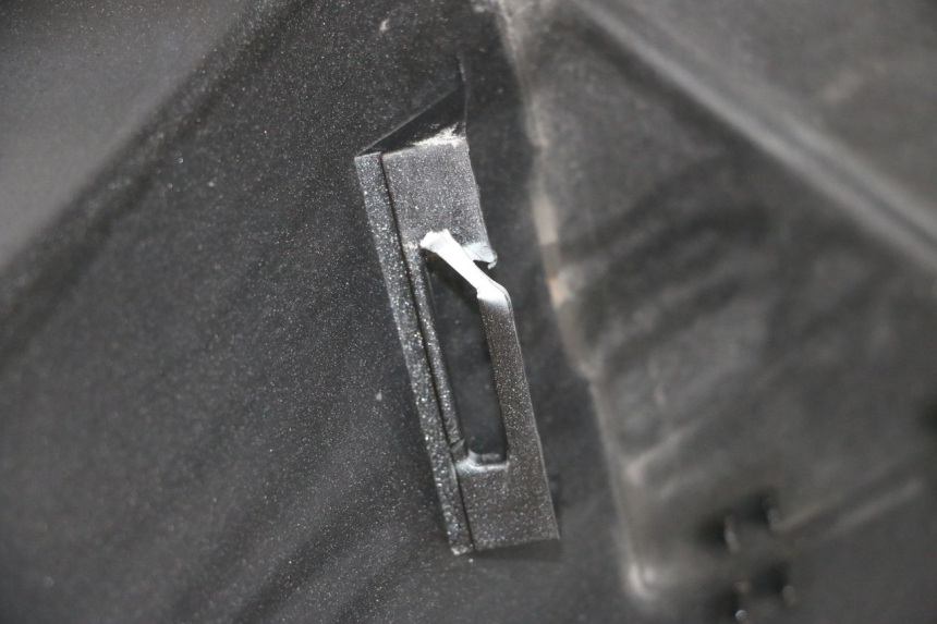 photo de BINNENSCHERM PEUGEOT SATELIS 125 (2010 - 2012) - Kenmerkende details