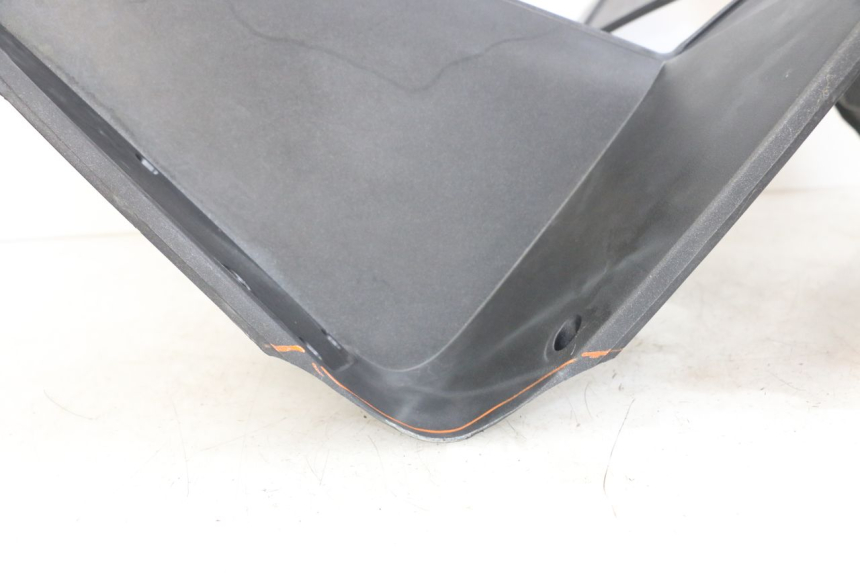 photo de BINNENSCHERM PEUGEOT SATELIS 125 (2006 - 2009) - Kenmerkende details