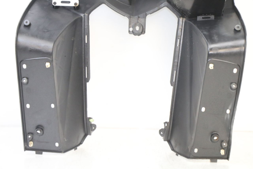 photo de BINNENSCHERM PEUGEOT SATELIS 125 (2013 - 2018) - Markeringen en referenties