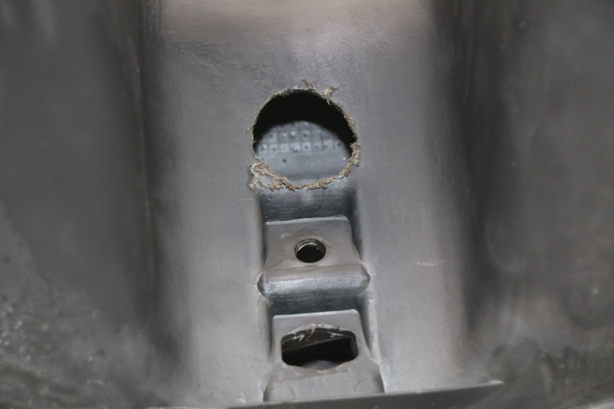 photo de BINNENSCHORTING HONDA SJ BALI 50 (1996 - 1999) - Zoom op gebruiksstaat