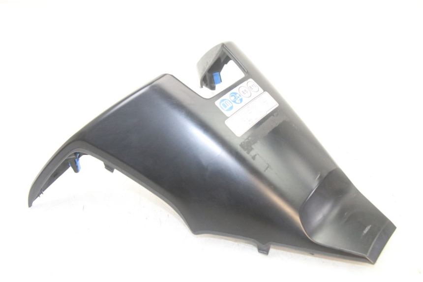 photo de BOVENSTE BINNENSCHERM HONDA FORZA 125 (2021 - 2025) - Detail van het onderdeel