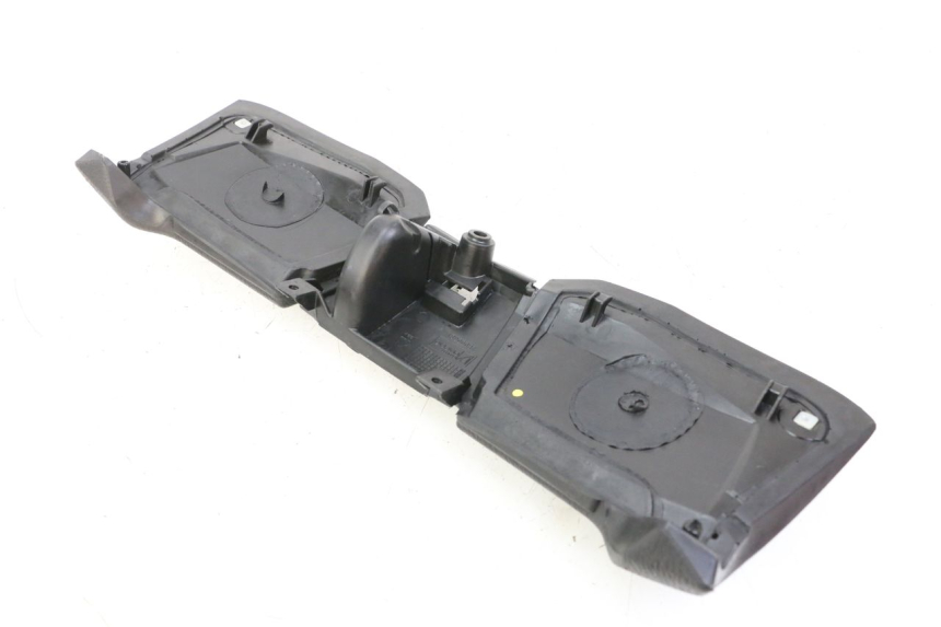 photo de BOVENSTE BINNENSCHERM PIAGGIO MP3 500 (2014 - 2017) - Zoom op gebruiksstaat