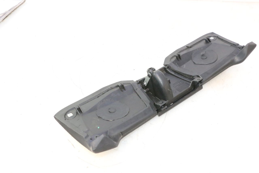 photo de BOVENSTE BINNENKAP PIAGGIO MP3 500 (2016 - 2018) - Technische close-up