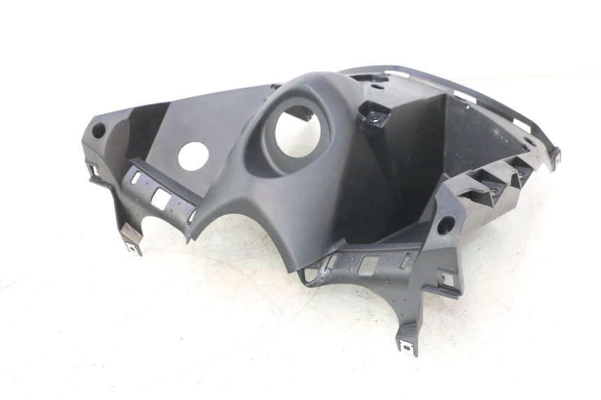 photo de BOVENSTE BINNENKAP JM MOTORS R-MAX TECH 50 (2024 - 2026) - Bevestigingspunten