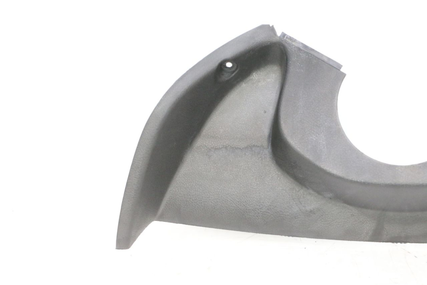 photo de BOVENSTE BINNENSCHERM YAMAHA YP MAJESTY 125 (1998 - 2001) - Detail van het onderdeel