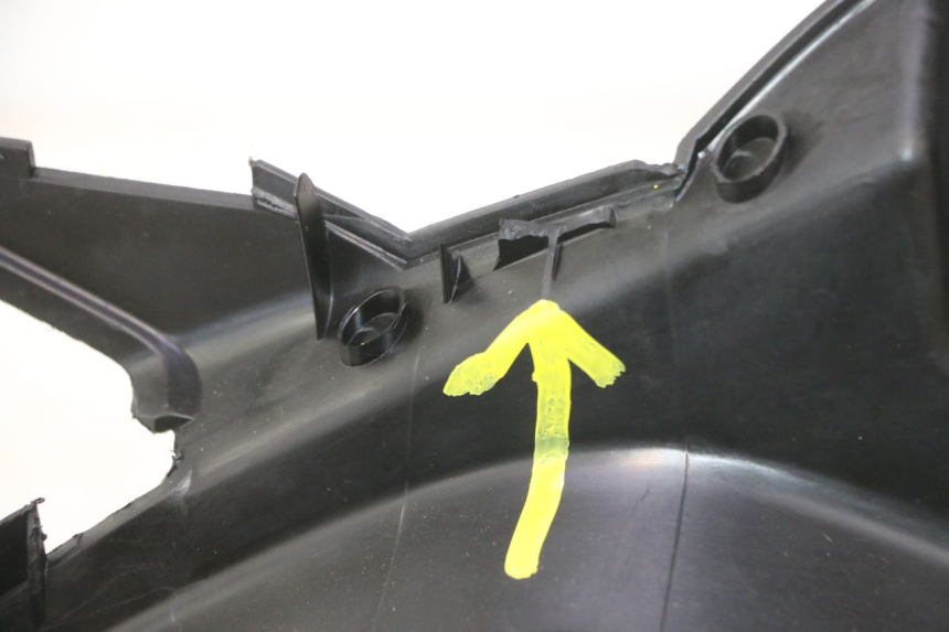 photo de BINNENSCHORT PEUGEOT TREKKER 50 (1995 - 2004) - Bevestigingspunten