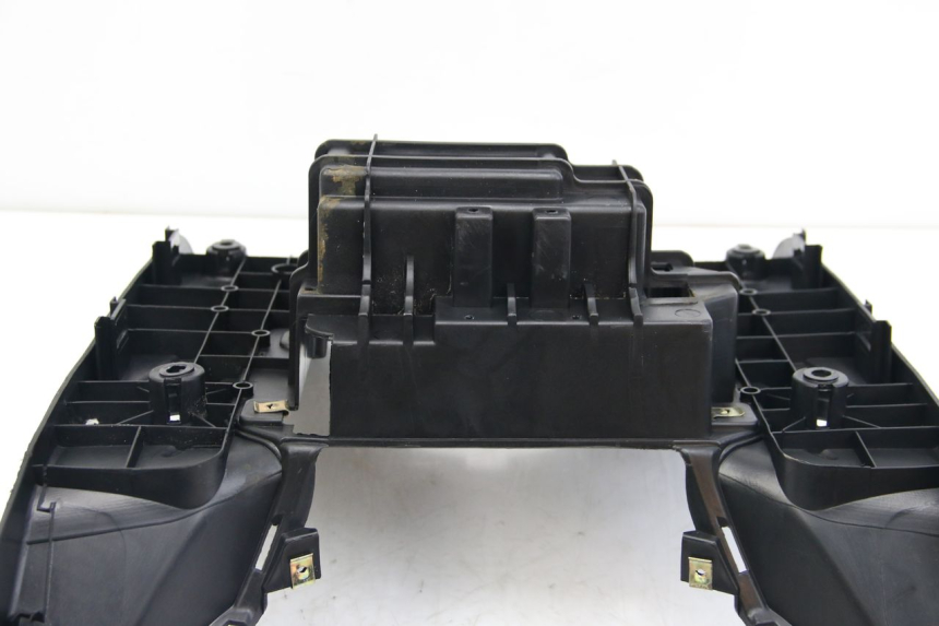 photo de BINNENSCHERM PEUGEOT TWEET 4T 50 (2010 - 2014) - Zoom op gebruiksstaat