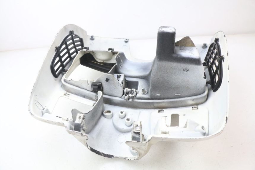 photo de BINNENSCHERM PIAGGIO VESPA GTS SUPER IE 125 (2009 - 2016) - Detail van het onderdeel