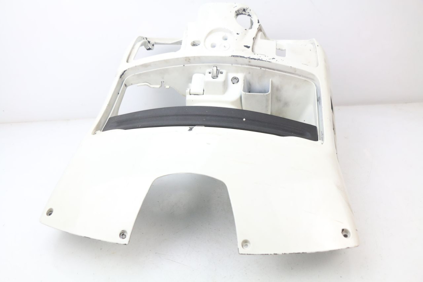 photo de BINNENSCHERM PIAGGIO VESPA GTS SUPER IE 125 (2009 - 2016) - Staat van het oppervlak
