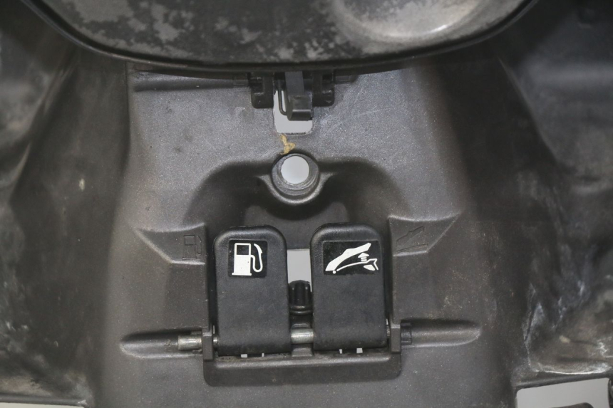 photo de BINNENSCHERM PIAGGIO X9 EVOLUTION 125 (2003 - 2007) - Detailaanzicht