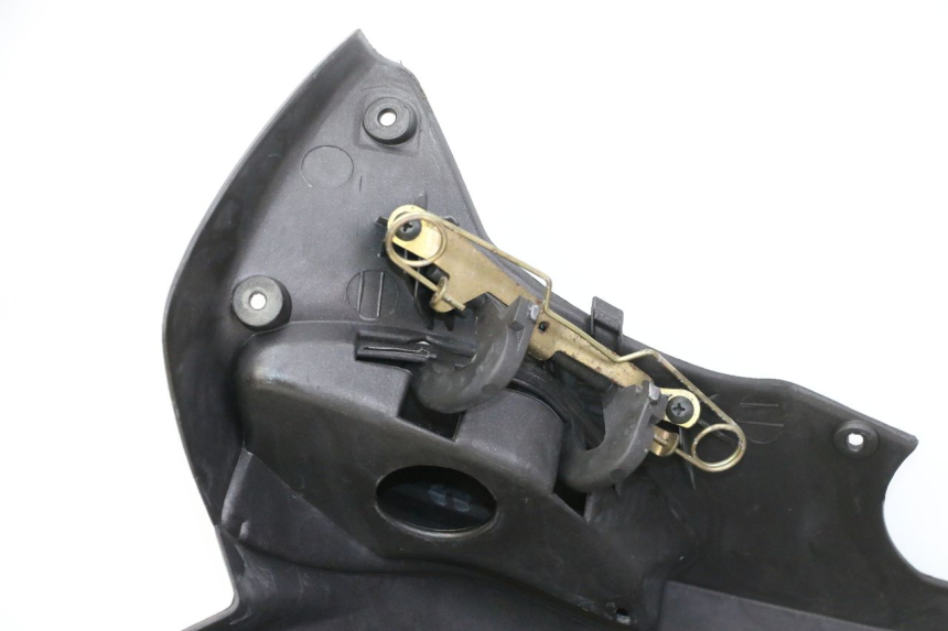 photo de BINNENSCHERM PIAGGIO X9 EVOLUTION 125 (2003 - 2007) - Zoom op componenten