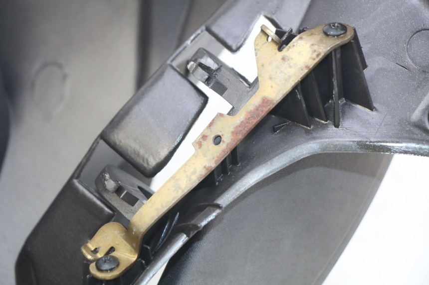 photo de BINNENSCHERM PIAGGIO X9 125 (2000 - 2003) - Detail van het onderdeel