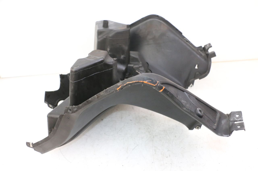 photo de BINNENSCHERM YAMAHA X-MAX XMAX ABS 250 (2010 - 2014) - Overzicht