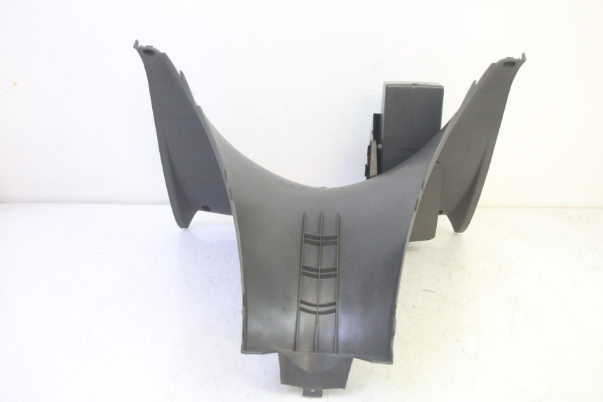 photo de BINNENSCHERM YAMAHA YP MAJESTY 125 (2002 - 2006) - Bevestigingspunten