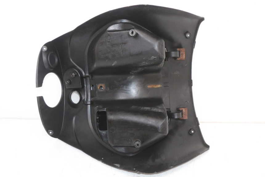 photo de BINNENSCHERM PIAGGIO ZIP 4T 50 (2018 - 2020) - Bevestigingspunten