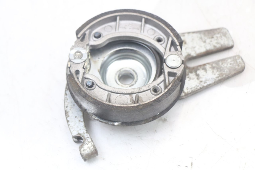 photo de ACHTERREM TROMMEL PEUGEOT 103 VOGUE VS2 50 (2004 - 2017) - Bevestigingspunten