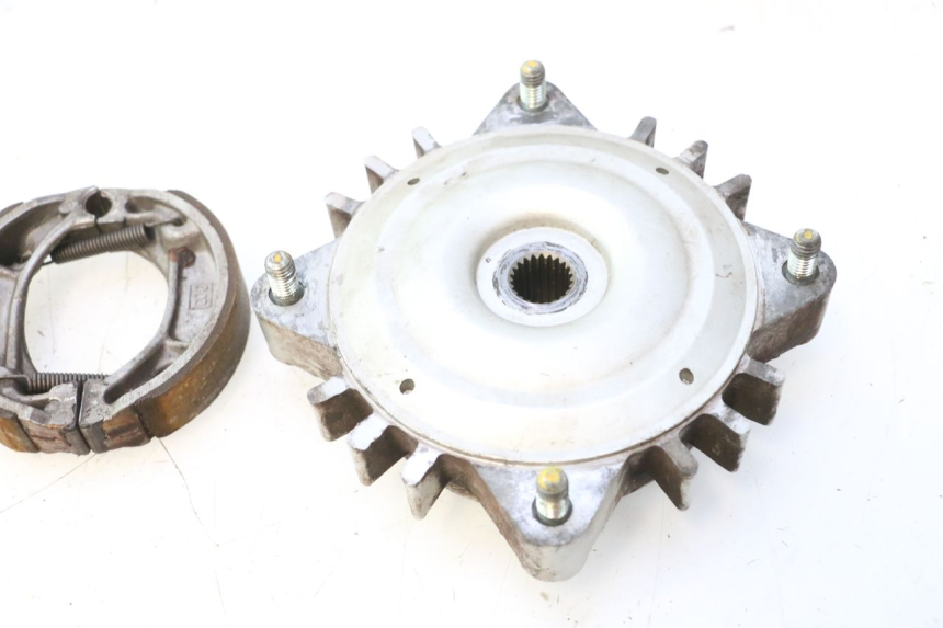 photo de ACHTERTROMMEL SYM MIO 50 (2005 - 2010) - Technische close-up