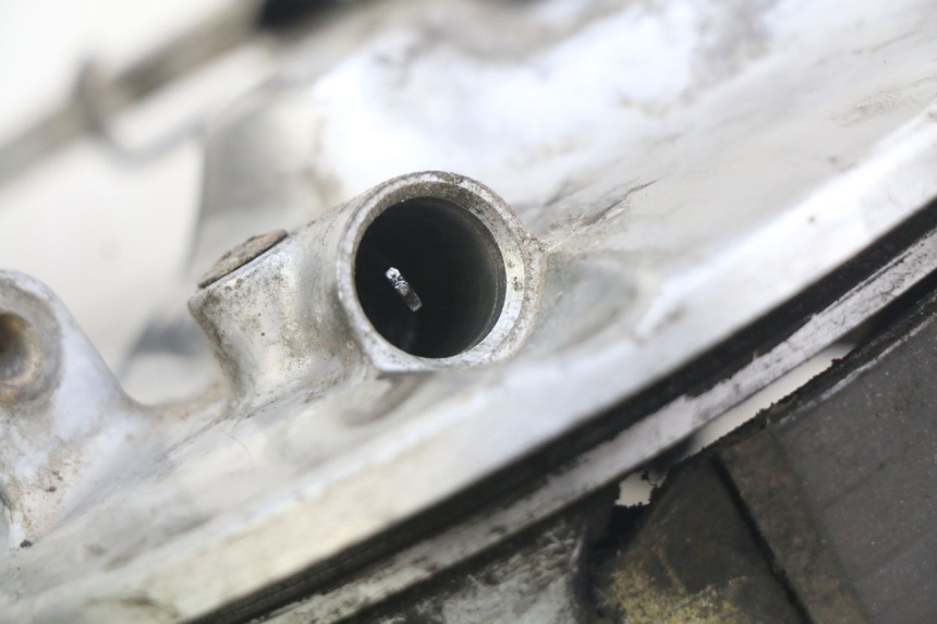 photo de VOORREMTROMMEL HONDA CM 125 (1983 - 2003) - Detail van het onderdeel