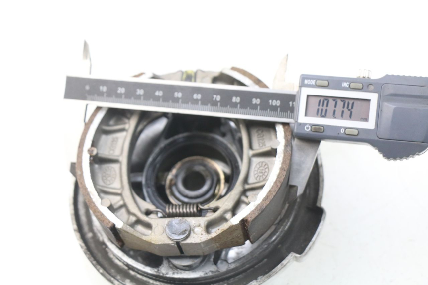 photo de VOORREMTROMMEL VASTRO R-ONE 4T 50 (2014 - 2022) - Detail van het onderdeel