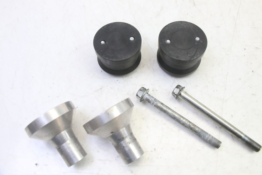 photo de MOTORDEMPING SUZUKI SV S 650 (2003 - 2009) - Detail van het onderdeel